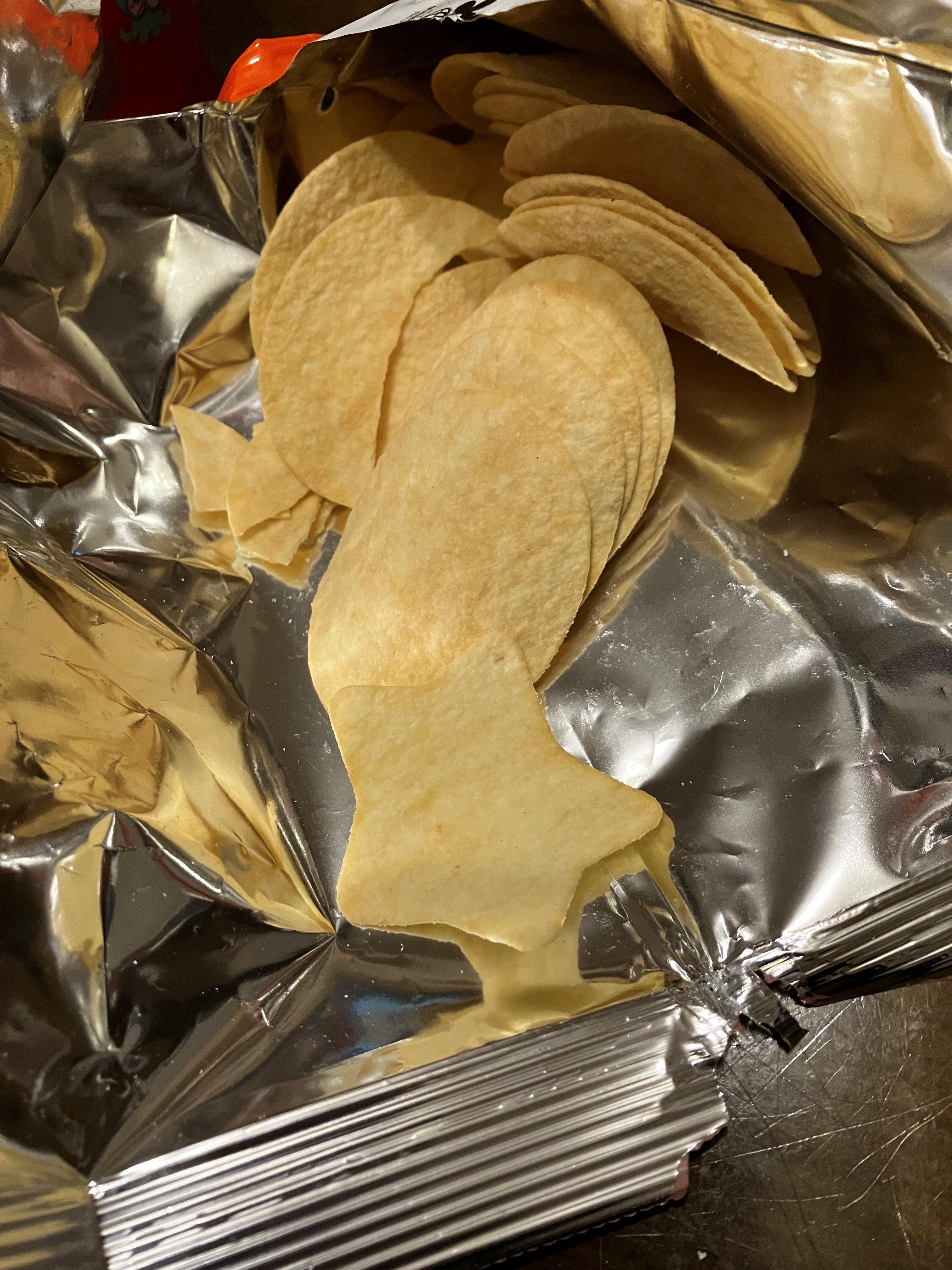 ポテトチップスに★型