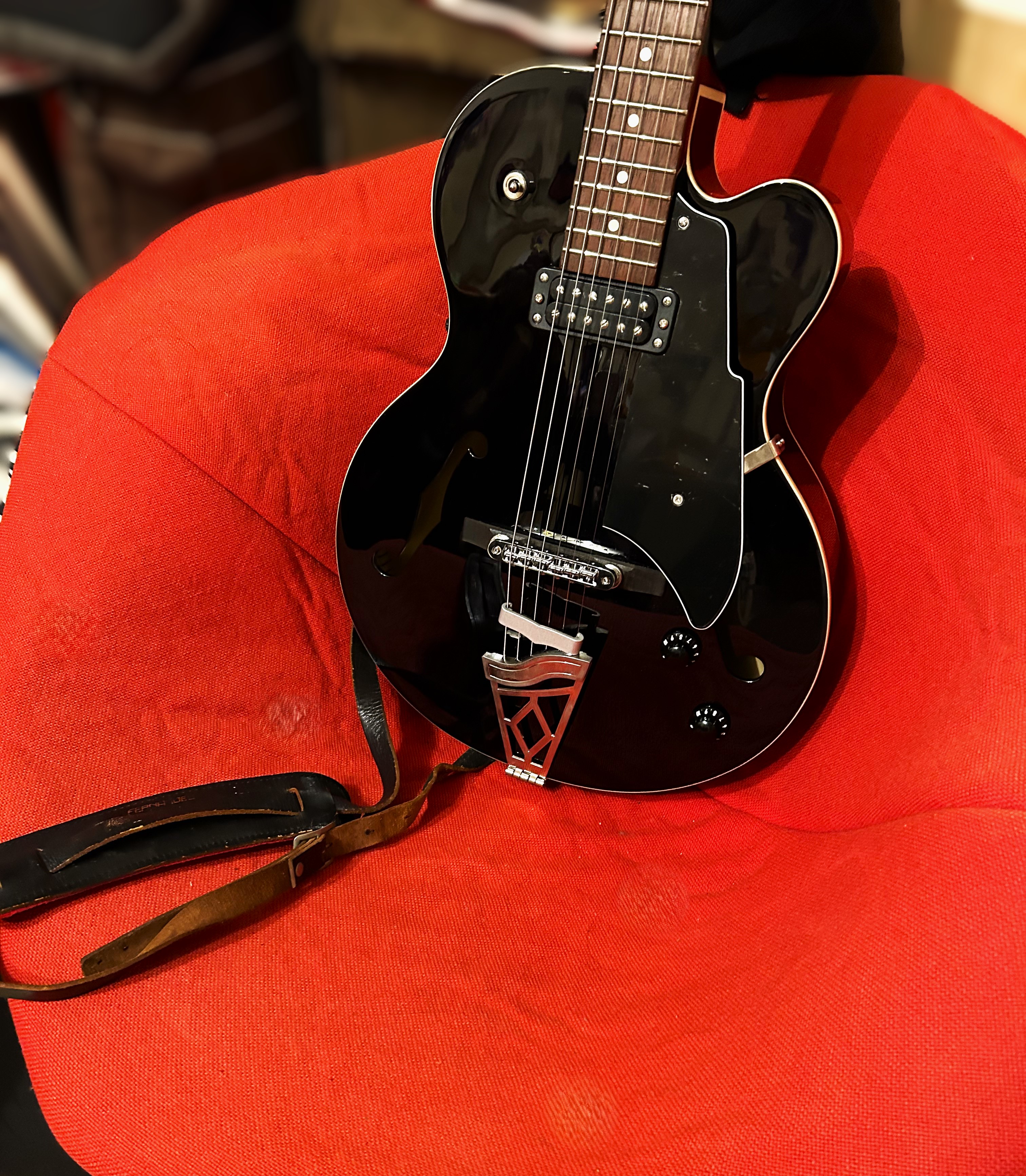 VOX GUITAR